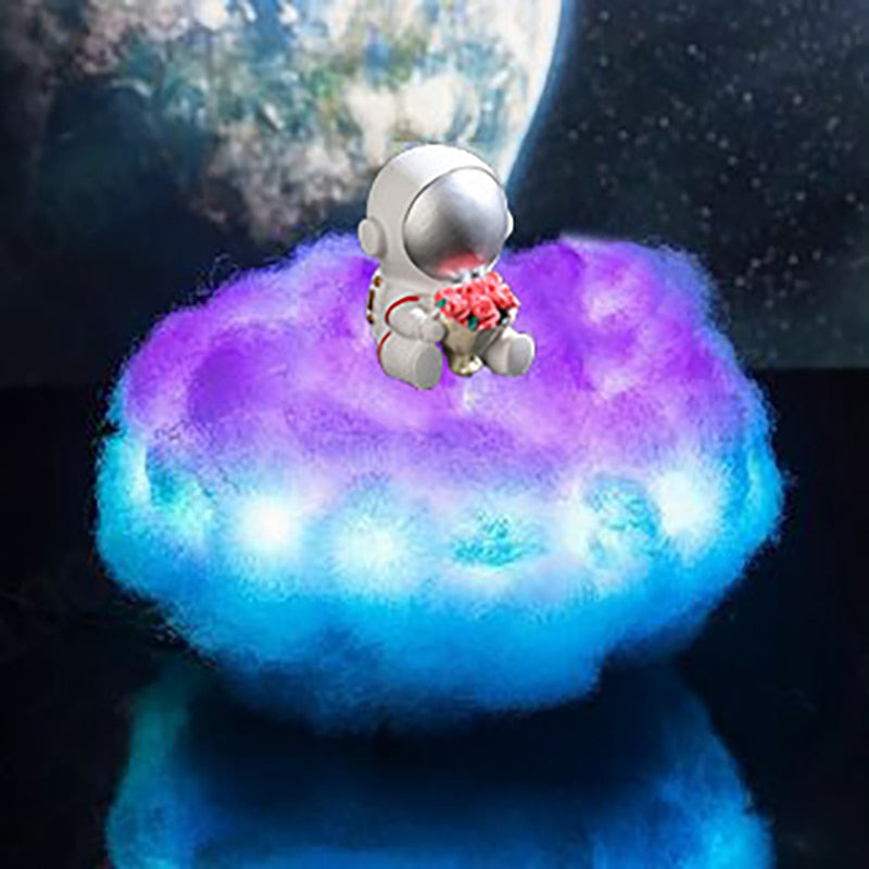 Astronaut LED Cloud Lamp 🚀☁️